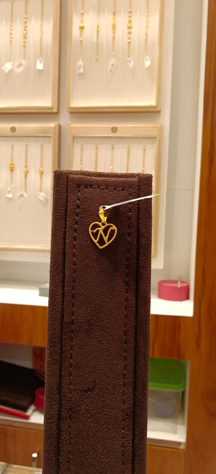 Single Hook Dollar